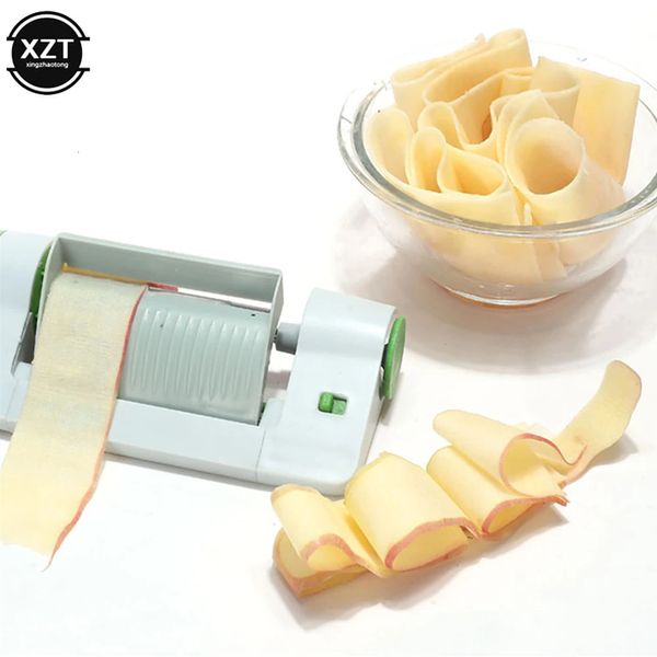 Slicers multifonctionneurs Cutter Vegetable Fruit Rouleaux Pouteaux Round Feuilles Coute Peelers Pépelaires Kitchen Safety Fast Manual Slicers 240422