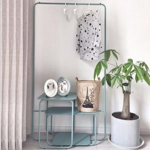 Multifunctionele vloer kleding rack slaapkamer meubels horizontale bar type eiland racks staande tas creatieve kleding plank