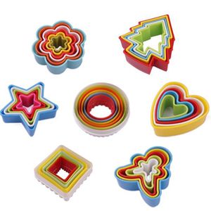 Multi style Cookies Cutter Coloré Bague en plastique Coeur Forme de coeur, etc. DIY Gâteau Moule Decor Cutter Cutter