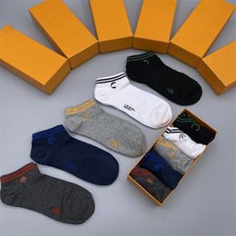 Diseñador de moda multicolor calcetines para hombre l mujeres hombres de alta calidad algodón todo el partido clásico tobillo transpirable Gu mezcla calcetines de baloncesto de fútbol al por mayor v6