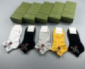 Multicolor Fashion Designer Hommes Chaussettes Femmes Hommes Haute Qualité Coton All-Match Classique Cheville Respirant Mélange Football Basketball Chaussettes En Gros E13