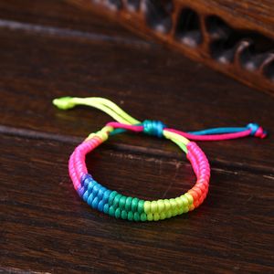 Multicolor handgemaakte verstelbare armband Vrouwen kinderen gevlochten gelukkige armbanden cadeau voor liefdesfamilie