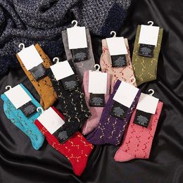 Chaussettes de lettres multicolores avec tag women girl Letters Sock pour cadeau de la fête à la mode respirante