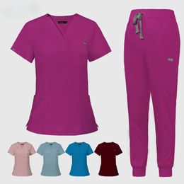 Uniforme de exfoliación multicolor para mujer, Tops de manga corta, pantalones de enfermería, tienda de mascotas, conjunto de ropa de trabajo para cirugía, médico, 240102