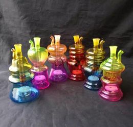 Multicolore une variété de styles Hookah, Pipes à eau bongs en verre hooakahs deux fonctions pour les plates-formes pétrolières bongs en verre