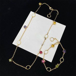 Collares con colgante de joyas multicolores para mujer, collares con adornos ovalados huecos, pulseras doradas ajustables para mujer