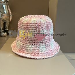 Multicolor Bucket Hat Diseñador Insignia de verano Sombreros Sombreros de paja Mujeres Capa de pescadores de pescado al aire libre Sunhat Sunhat