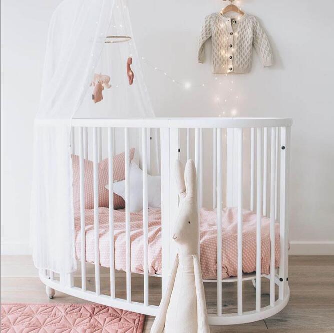 Wielofunkcyjne łóżka dla niemowląt Ins Crib Litle Wood Round Łóżko Wielofunkcyjne Łyżące łóżka BB Twin Bed Bliski Łóżko