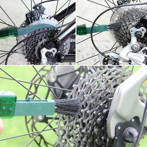 Nettoyeur de chaîne de vélo multifonctionnel Kit de brosses de laveuse de Machine de VTT de VTT avec des outils de nettoyage d'équitation de cyclisme d'éponge