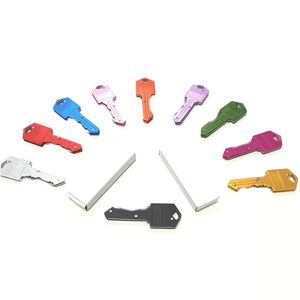 Multifunctionele Zakmes Sleutelhanger Mini Verdediging Outdoor Sleutelhangers Sleutelvorm Pocket Fruit Messen Tool Sleutelhanger 10 Kleuren