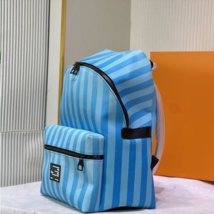 Sacs de créateurs de styles multiples Sac à dos en cuir authentique sac à dos d'école classiques sacs de messager des dames voyage