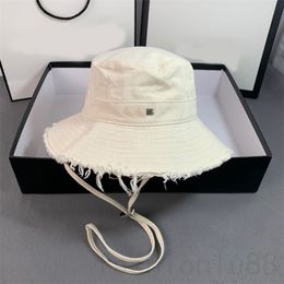 Casquette multi-tailles Le Bob designer seau chapeaux ronds bord effiloché coton créatif casquette noire rose lavable à la main argent lettre d'or chapeau de luxe PJ027 C4
