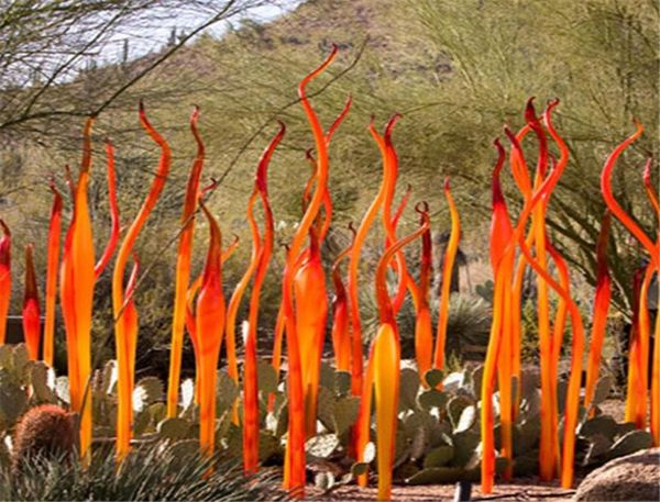 Lámparas de pie de Murano Lanza de vidrio naranja soplado a mano Italia Escultura de decoración artística de jardín para decoración de la casa al aire libre 24 a 36 pulgadas5469892