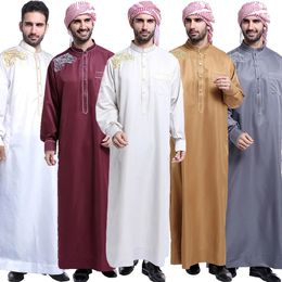 Moslimmode mannen gewaad het Midden -Oosten Arabisch Abaya Dubai Kaftan Arab Turkse Ramadan Musulmana Jubba Thobe Thoub Islamic Clothing 240329