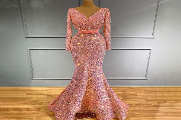 Robes de soirée de luxe rose musulmane Robes de bal à manches longues en V Sparkly