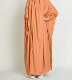 Femmes musulmanes Jilbab une pièce robe de prière à capuche Abaya manches smockées vêtements islamiques Dubaï saoudien Robe noire turque modestie 2304182