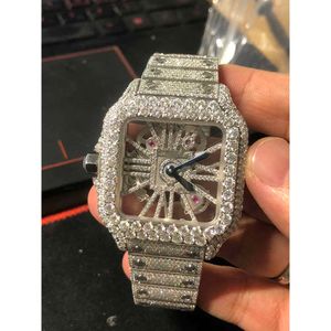 MVSV Luxury Digner Aangepast Skeleton Sier Moissanite Diamond Watch Pass Tted Quartz Movement Top Mens Frozen Saffier