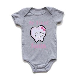 Mi primer diente para niñas para niñas ropa recién nacida para bebés baby brotes lindos mangas cortas regalos de la madre traje de juegos para niños recién nacidos