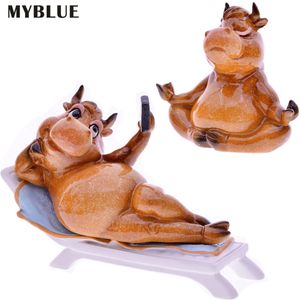 Myblue Kawaii 2021 Année Symbole Résine Bull Selfie Yoga Zodiac Bovins Figurine Nordic Home Room Décoration Accessoires 201201