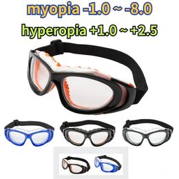 Myopia Hyperopia Prescription Adults Sports Goggles pour les lunettes de football de basket-ball Antiimpact Fitness Training Cycling Eyewear 240506