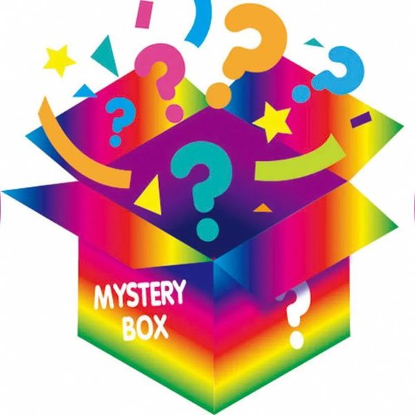 Mystery Box Pantoufles Sandales Style aléatoire Lucky Choice Hommes Femmes Baskets Running Basketball Casual Chaussures Surpris Cadeau Blind Box