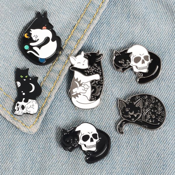 Mystique sorcière chat émail broche lune et étoiles chat Badge broche épinglettes Denim jean chemise sac Punk bijoux cadeau pour les amis