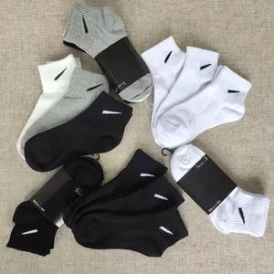 N calcetines para hombre diseñador deporte carta transpirable mujer calcetín para hombre blanco fútbol baloncesto media tobillo YG3U