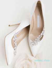 Nadira Satin Jewel Buckle Dress Sandals schoenen Stiletto Hoog puntige Lady Pumps Women's Crystal Leaf Party Wedding EU35-42