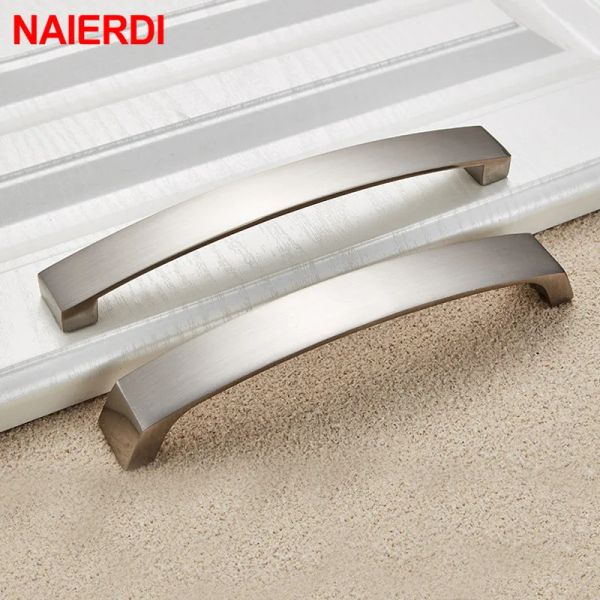 Le tiroir en aluminium Naiierdi tire l'armoire de style moderne Tire les boutons Porte de cuisine Poigres meubles