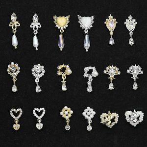 Nagelkunstdecoraties 10 stuks 3D Dangle Nail Charms Nagelsieraden Steentjes Hart Parel Kristal Edelstenen Voor Nail Art Decoraties Metaal Luxe Nagelcharmes 230919