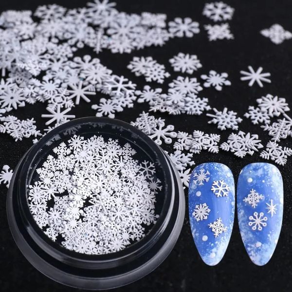 Décorations d'art d'ongle 1 pot mélange de flocons de neige paillettes de paillettes évider Nail Arts Paillette noël blanc flocons de neige paillettes de noël fournitures d'ongles 231207