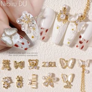 Décorations d'art d'ongle 2 pièces 3D papillon fleur charmes cristal ongles pièces accessoires décoration manucure outils de beauté 231013