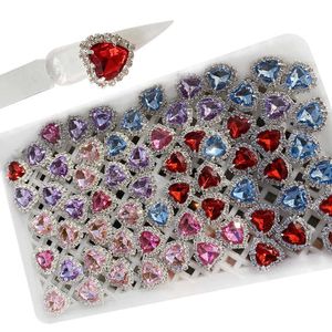 Nail Art Décorations 3D Charms Loving Heart Décoration Strass Saint Valentin Diamants Gem Manucure Fournitures pour Professionnel T221111