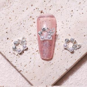 Decorações de arte em unhas, acessórios, joias, coroa de metal requintada, 10 peças, strass, pérola falsa, anéis de flores para unhas bonitas