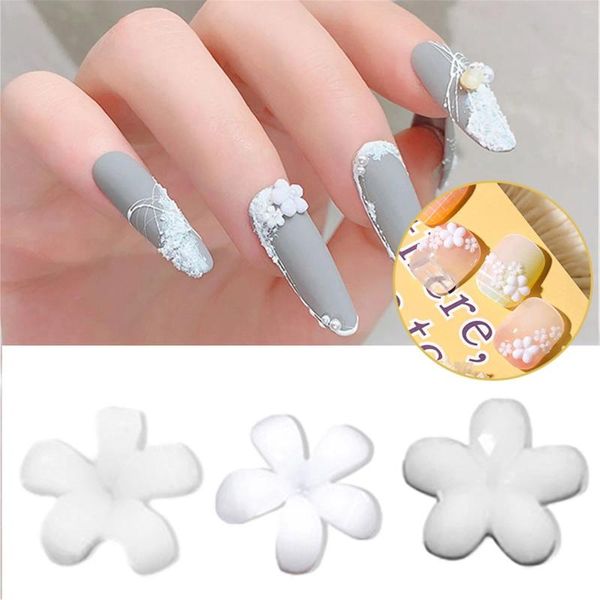 Decoraciones de arte de uñas Perla Cinco Conjunto mixto blanco Encantos Pétalos Flores Flor acrílica 3D