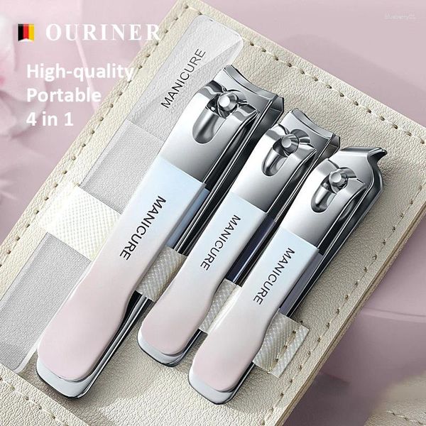 Kits d'art à nails 4 PCS Clippers Set avec sac en cuir rotatif Triming Triming Pédicure Care Tools Manucure Gift Home Gift