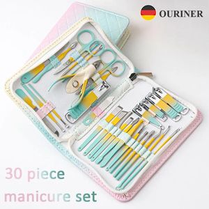 Kits de nail art kit de manucure Clippers Set 30 en 1 en acier inoxydable Professional Care Tools Boîte de voyage en cuir Cadeau de luxe