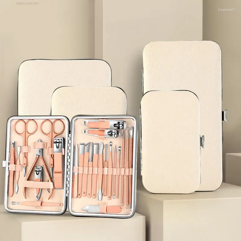 Kits de arte de unhas Conjunto de manicure Conjuntos de pedicure Clipper Ferramentas de cortador profissional de aço inoxidável com kit de estojo de viagem