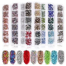 Nail Art Rhinestones Kit 3D Nagels Decoraties Glanzende Glazen Boor Goud Zilver Kleurrijke Crystal Charm Strass Studs 1440 stks / doos