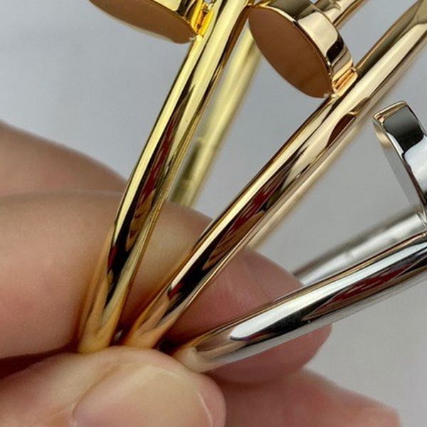 Brazalete de uñas para mujer hombre grosor estándar brazalete de pareja pulsera chapada en oro de 18 quilates T0P circunferencia interior tamaño 16-19 CM diseñador regalo exquisito 0078