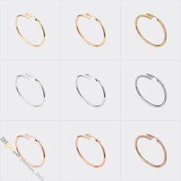 Diseñador de brazalete de uñas Diseñador de joyas para mujeres para mujeres Titanium Bangle Gold Gold Gold nunca más desvaneciendo, oro/plata/oro rosa, tienda/21621802