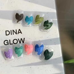 Nail Gel Dinaglow Stone Latex Series Série 9 couleurs (41-49) peut être une variante de différents types de vernis à ongles colle Q240507