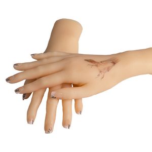 Exhibición de práctica de uñas Práctica de silicona Modelo de mano Herramienta de entrenamiento de arte de uñas Maniquí de manicura femenina Mano para pintar Pograph Exhibición de joyería 230619