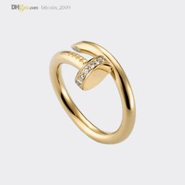 Nagelring Designer Ringliefhebbers Klassiek Diamanten bandringen Luxe sieraden Titanium Staal Verguld Nooit vervagen Niet allergisch Goud Zilver Goud Rose Kerstcadeau