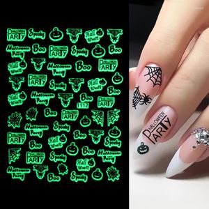 Autocollants pour ongles Halloween autocollants lumineux bricolage curseurs auto-adhésifs brillent dans le noir Fluorescence pour ongles femmes