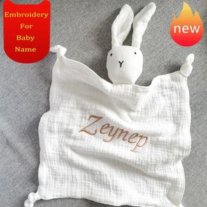 Naam Gepersonaliseerde Mousseline Katoen Fopspeen Handdoek Bib Baby Trooster Deken Baby Kinderen Slapen Poppen voor Kinderen 240125