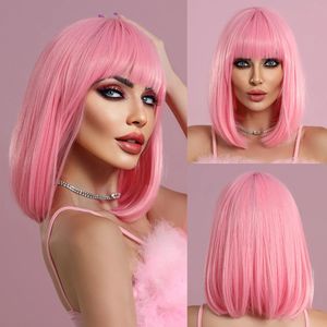 NAMM Short Straight Pink Wig For Woman Daily Party Cosplay Lolita Wig Natural Synthetic Bob Wig With Bangs Fibre résistant à la chaleur 240402