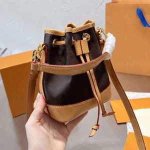 NANO NOE M81266 sacs à bandoulière en cuir sacs à main de luxe concepteur mini seau femmes sac à main portefeuille en gros tout-match