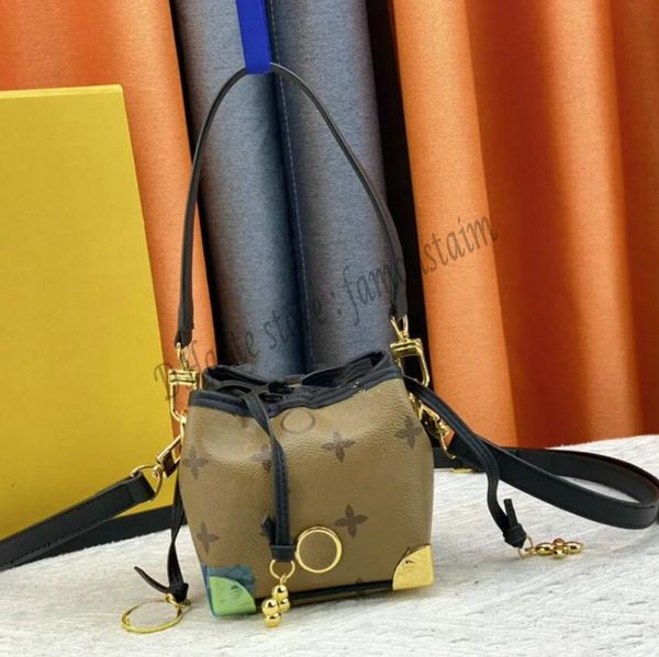 Otoño e invierno nuevo bolso de diseñador de alta calidad para hombres y mujeres mini bolso de cuero de moda bandolera de impresión retro bolso de mensajero bolso con cordón bolso de mezclilla