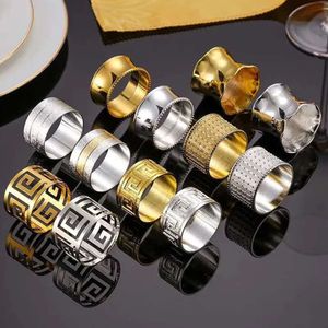 Napkin Ring roestvrij staal Sier Gold Napkins Buckle Hotel Wedding Tafel Decoratie handdoeken Decor Hollow Out Rings Th0289 S S S S